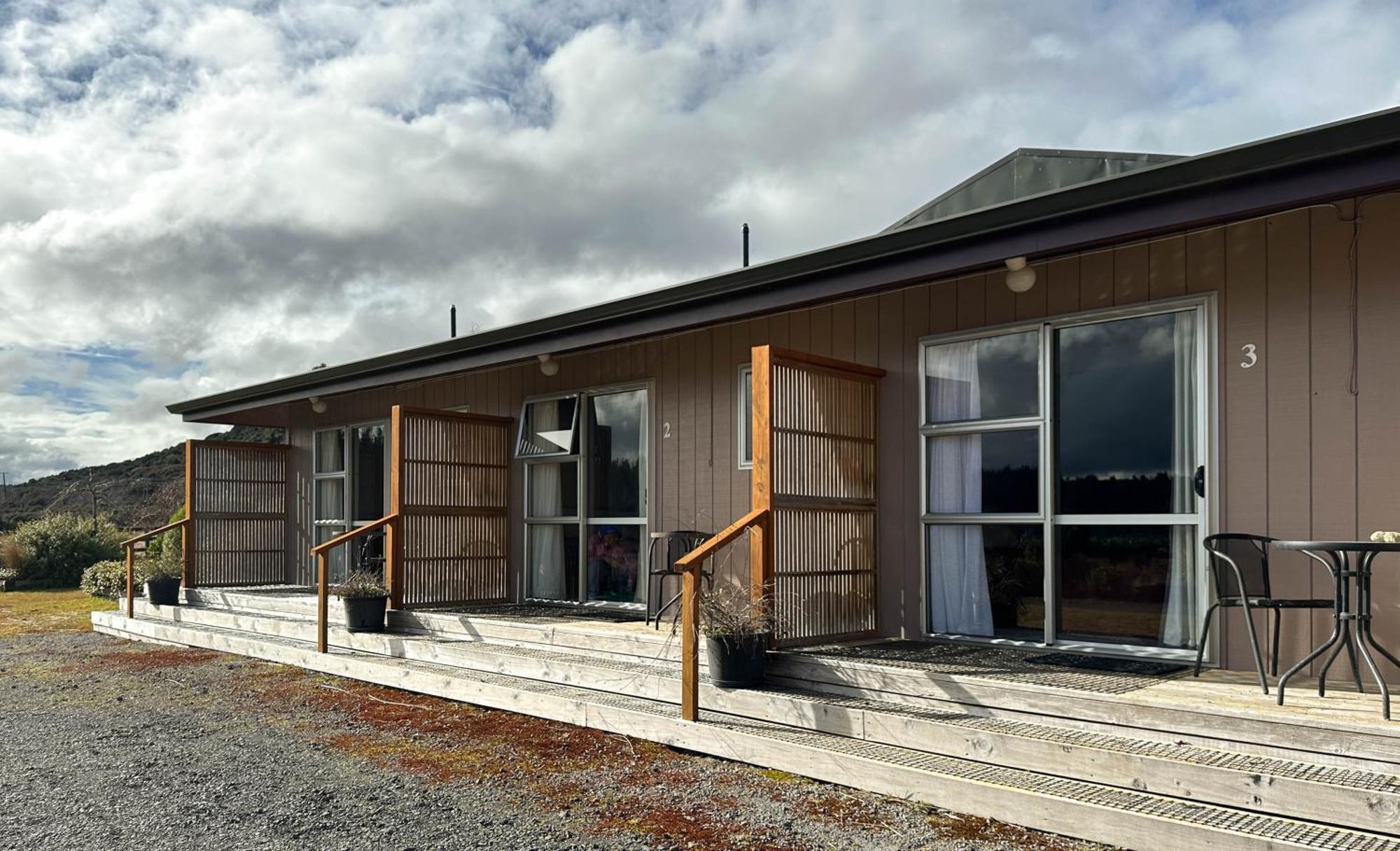 The Crossing Lodge & Backpackers Erua Exterior foto